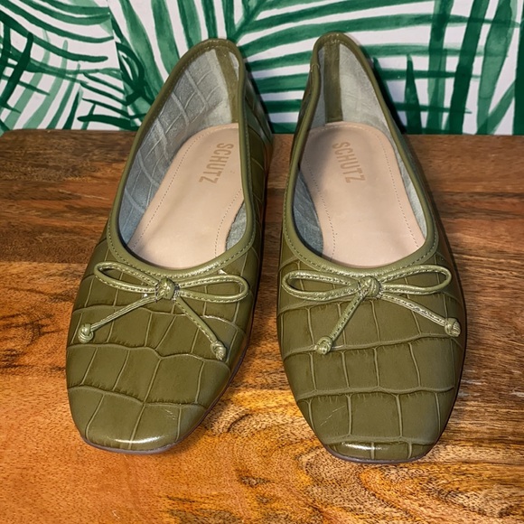 SCHUTZ Matcha Green Leather Croc Embossed Flats Women’s 6 B - Picture 2 of 9